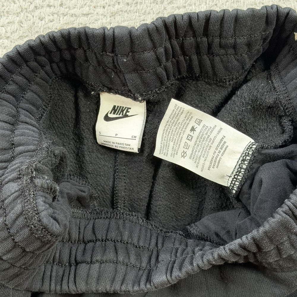 Nike Sweatpants Mens Small Black Sportswear Club Fleece Joggers Gym Active - Picture 5 of 10